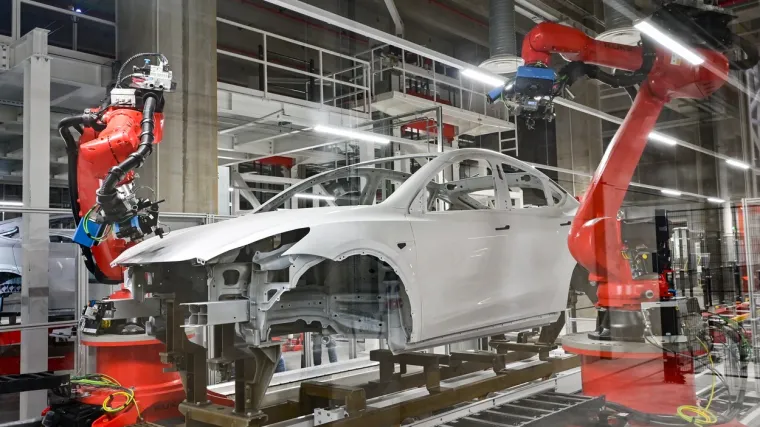 Gigant pred ponorom, gotovo 50 tisuća ljudi dobilo otkaz! 'Europa negira realnost'