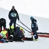 Publika je utihnula i odmah su do&scaron;la nosila: Jezivi pad na Olimpijskim igrama