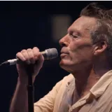 Preminuo glazbenik Andrew Ranken, član legendarnog benda The Pogues