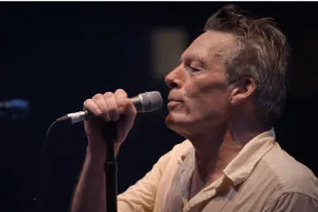 Preminuo glazbenik Andrew Ranken, član legendarnog benda The Pogues