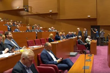 U aktualnom sazivu Sabora sjedi osam liječnika: Evo &scaron;to ih motivira