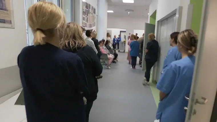 Tjednima leže u bolnici sami, danas su imali poseban dan: 'Lijepo je kad nam dođu mladi'