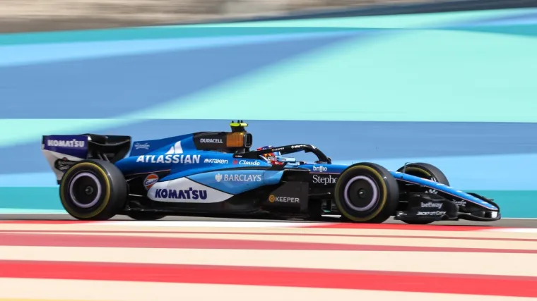 Službeno je počelo testiranje bolida u Bahreinu uoči nove sezone