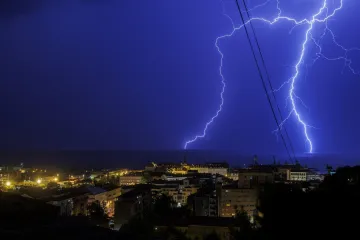 Ki&scaron;a, pljuskovi i grmljavina: Meteorolog najavio snijeg i novo pogor&scaron;anje za vikend