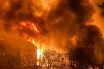 Masovni napad Rusije: Snažne eksplozije odjekivale Kijevom, &scaron;ire se snimke