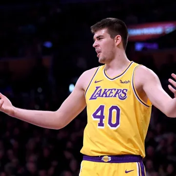Zubac otkrio priču iz Lakersa: Legenda mu pružila ruku, ali sve je stalo iza zatvorenih vrata