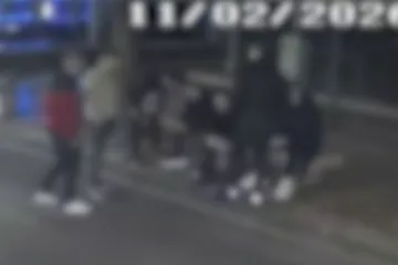 Ovo je cijela snimka brutalnog premlaćivanja maloljetnika u Rijeci: Za nekim napadačima se jo&scaron; traga