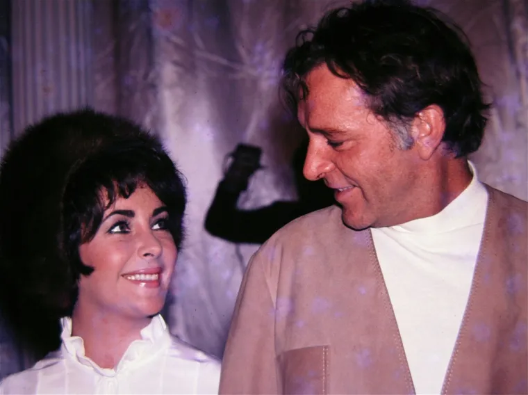 Osuđeni na požar emocija: Priča o paru koji nije znao živjeti zajedno, ali ni jedno bez drugog