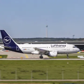 Velika aviokompanija u &scaron;trajku: Aerodromi u kaosu, 70 tisuća putnika ostalo bez leta