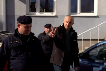 Njemu je očito svejedno! Pogledajte kako je uhićeni Grgić komentirao je li primio mito...