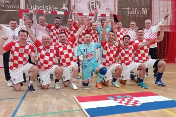 Hrvatski svećenici osvojili srebro na Europskom prvenstvu: U finalu izgubili od Poljske