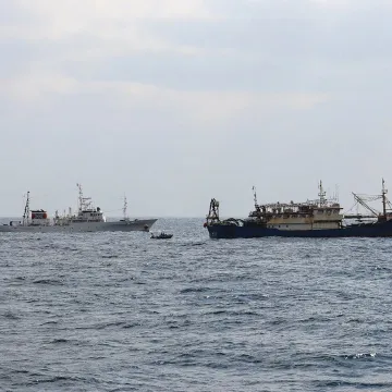 Jedna rutinska kontrola mogla bi rasplamsati sukob dviju sila: Uhićen je kapetan kineskog broda