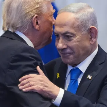 'Kakve cigare i &scaron;ampanjac!?' Trump zbog 'Bibija' napao predsjednika Izraela: 'Trebao bi se sramiti'