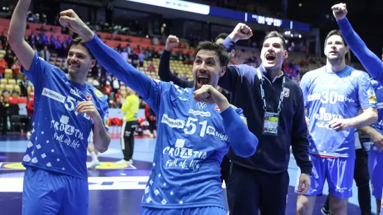 O ovom će se pričati! Brončani rukometa&scaron;i objavili dosad neviđenu fotografiju: Jedna riječ u prvom planu