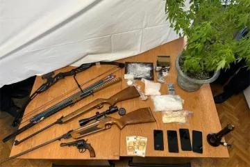 Pali dileri u &Scaron;ibeniku: Pogledajte samo &scaron;to im je sve policija prona&scaron;la u stanu