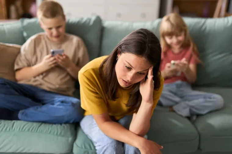 Odrasli su uz tehnologiju, a sada strahuju od nje: 'Udaljava nas od djece'