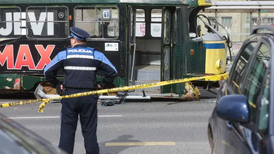 Uhićen vozač 'tramvaja smrti' u Sarajevu: U stravičnoj nesreći poginuo mladić, djevojci amputirana noga