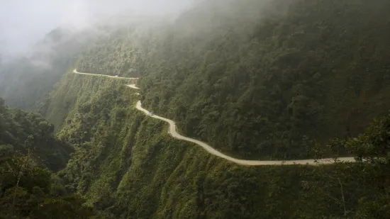 Ovo je jedna od najopasnijih cesta na svijetu: Samo na izgradnji stradale su stotine ljudi