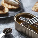 Liječnica tvrdi da trodnevna dijeta sa sardinama 'bri&scaron;e' neželjeni znak starenja: 'Vidjela sam to'