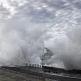 Oluja poharala dvije zemlje, zatvorene &scaron;kole, tisuće evakuirano: Poginula jedna osoba, 86 ozlijeđenih