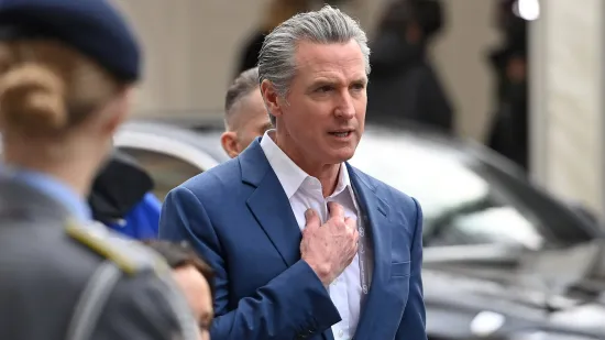 Mogući kandidat za predsjednika SAD-a žestoko udario: 'Trump nas vraća u 19. stoljeće'