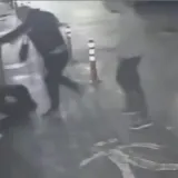 Majka pretučenog tinejdžera u Rijeci: 'Držala sam ga krvavog u naručju, nisu stali ni kad smo do&scaron;li'