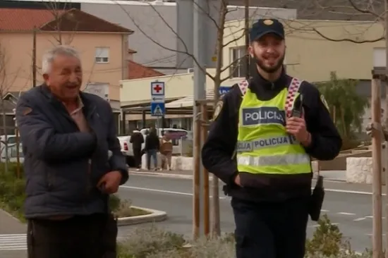 Policija zaustavila Ivana dok je i&scaron;ao iz dućana, evo &scaron;to je napravio: 'Pogrije&scaron;io sam...'