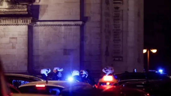 Mu&scaron;karac naoružan nožem poku&scaron;ao napasti policajca: Ranjen je s nekoliko metaka