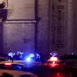 Mu&scaron;karac naoružan nožem poku&scaron;ao napasti policajca: Ranjen je s nekoliko metaka