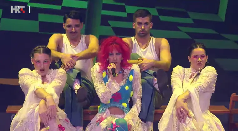 Ovih osmero natjecatelja ne skriva euforiju, a favoritkinja ispala: Pogledajte reakcije