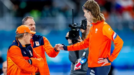 Fudbalerke ponovno gaze! Nezaboravne frizure vratili osvajači olimpijskih medalja i napravili show