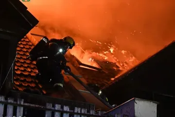 Užasna snimka iz susjedstva: Ljudi živi izgorjeli u požaru trokatnice
