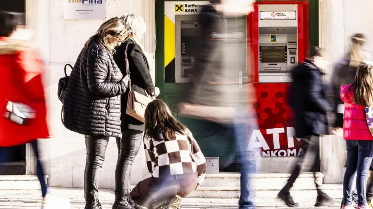 Novac će sjesti na račune 230 tisuća Hrvata: Neki mogu računati i na 1700 eura