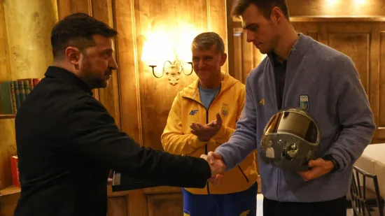 Zelenski suspendiranom sporta&scaron;u dao najveću počast u državi