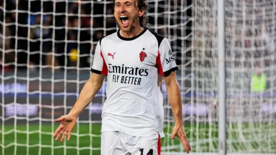 Luka Modrić sru&scaron;io jo&scaron; jedan rekord: Samo dvije legende ispred njega