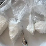 Dragovoljno predao 35 grama kokaina iz vozila, ali prava zaliha je pronađena u stanu