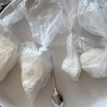 Dragovoljno predao 35 grama kokaina iz vozila, ali prava zaliha je pronađena u stanu