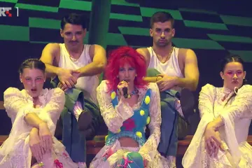 Zevin &scaron;okirala publiku pa poslala snažnu poruku fanovima