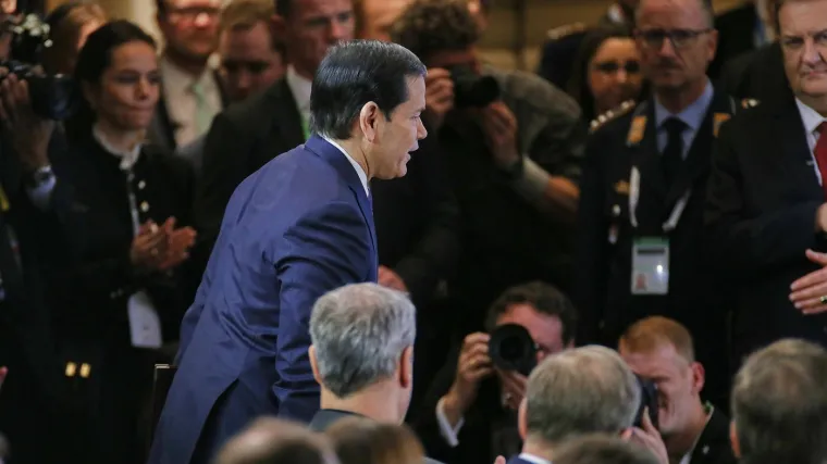 U jeku krize NATO-a događa se zaokret? 'Čak ni SAD ne može djelovati sam'