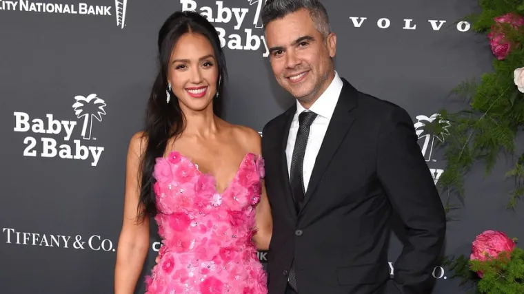 Jessica Alba i Cash Warren službeno su se razveli