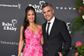 Jessica Alba i Cash Warren službeno su se razveli