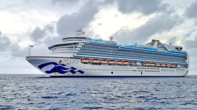 Pilot pao u more dok se ukrcavao na ogromni kruzer: Objavljeni detalji drame