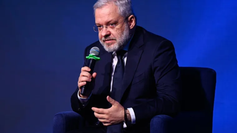 Milijuni namijenjeni obrani zavr&scaron;ili u ministrovim džepovima? Galu&scaron;čenko uhićen pri poku&scaron;aju bijega