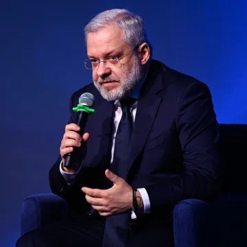 Milijuni namijenjeni obrani zavr&scaron;ili u ministrovim džepovima? Galu&scaron;čenko uhićen pri poku&scaron;aju bijega