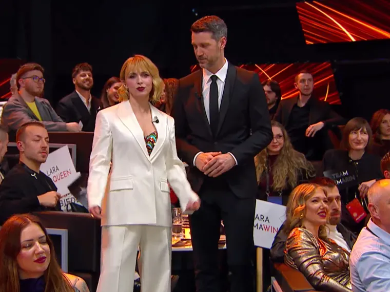 Voditelji Dore ukrali pažnju: &Scaron;ulentić u bijelom, Kolar u glamuroznoj haljini