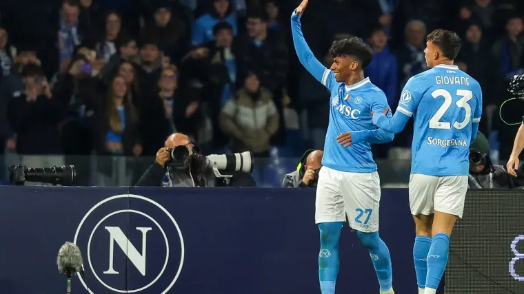 Spektakl u Napulju: Napoli i Roma remizirali 2-2, Bologna slavila u Torinu