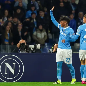 Spektakl u Napulju: Napoli i Roma remizirali 2-2, Bologna slavila u Torinu