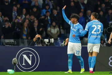 Spektakl u Napulju: Napoli i Roma remizirali 2-2, Bologna slavila u Torinu