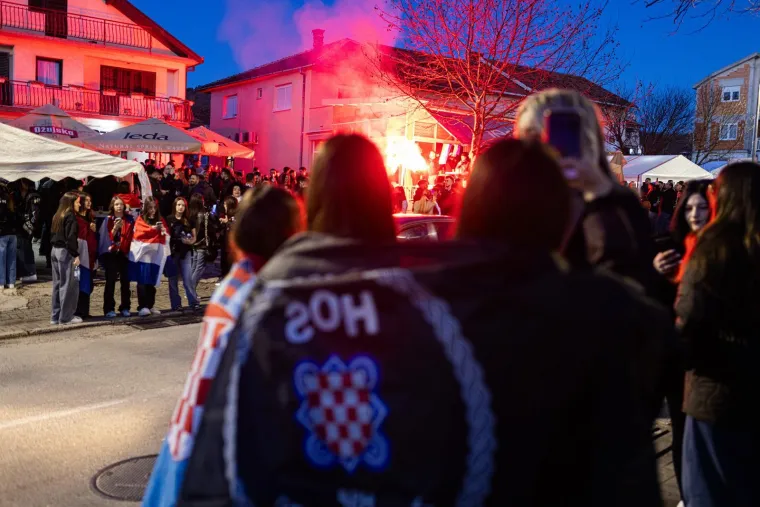 Thompson i Bulj oglasili su se o koncertu u &Scaron;irokom Brijegu nakon osude veleposlanice