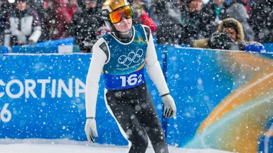 Suci prekinuli skija&scaron;ke skokove prije kraja: Slovenci u &scaron;oku doživjeli debakl